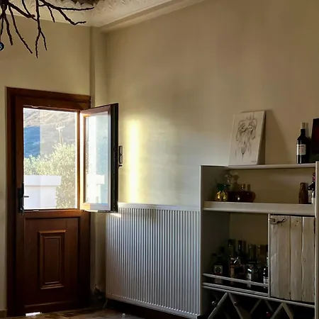 Apartamento Marios House Kini